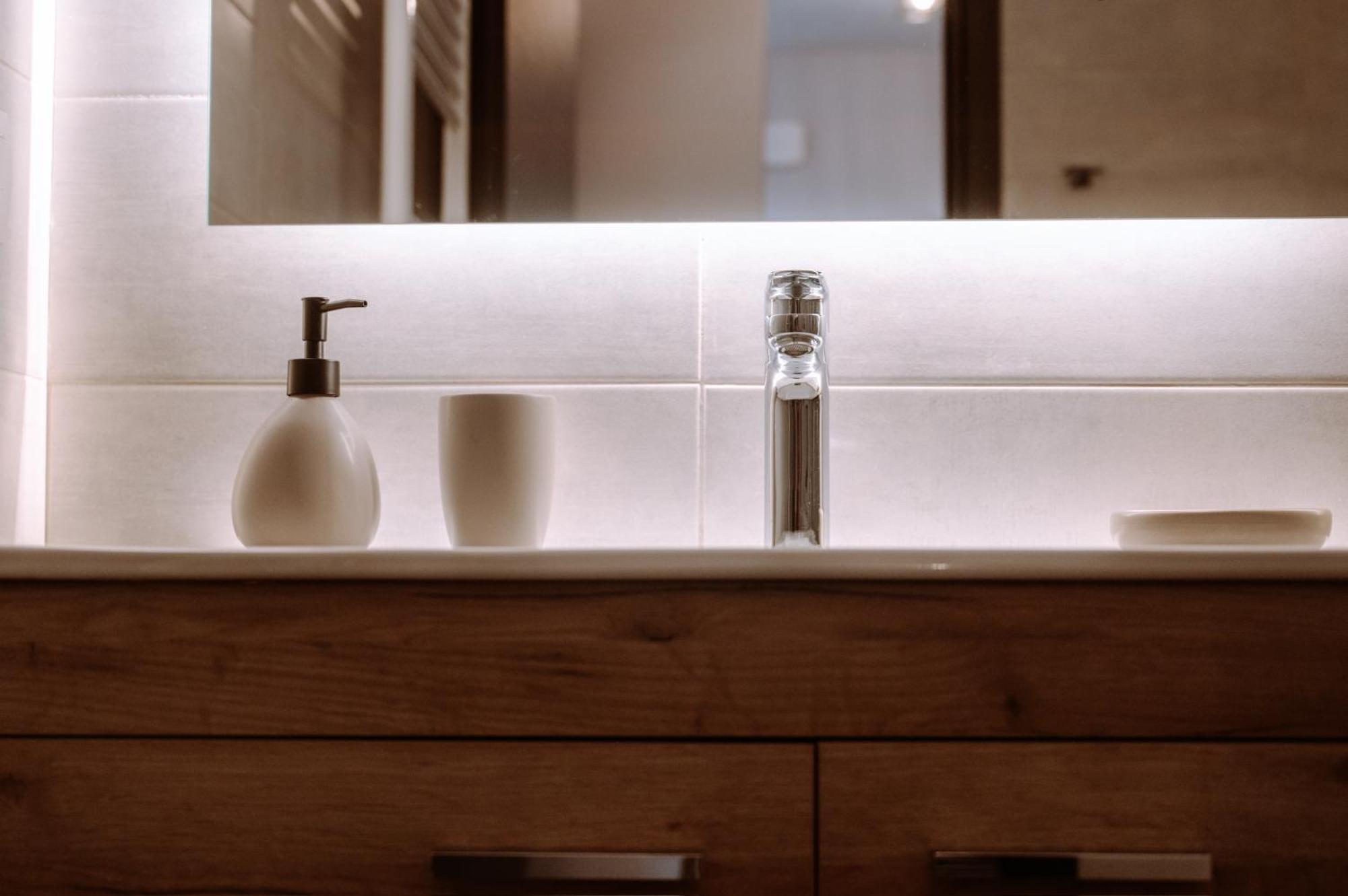 Louisa Luxury Apartments Preveze Dış mekan fotoğraf