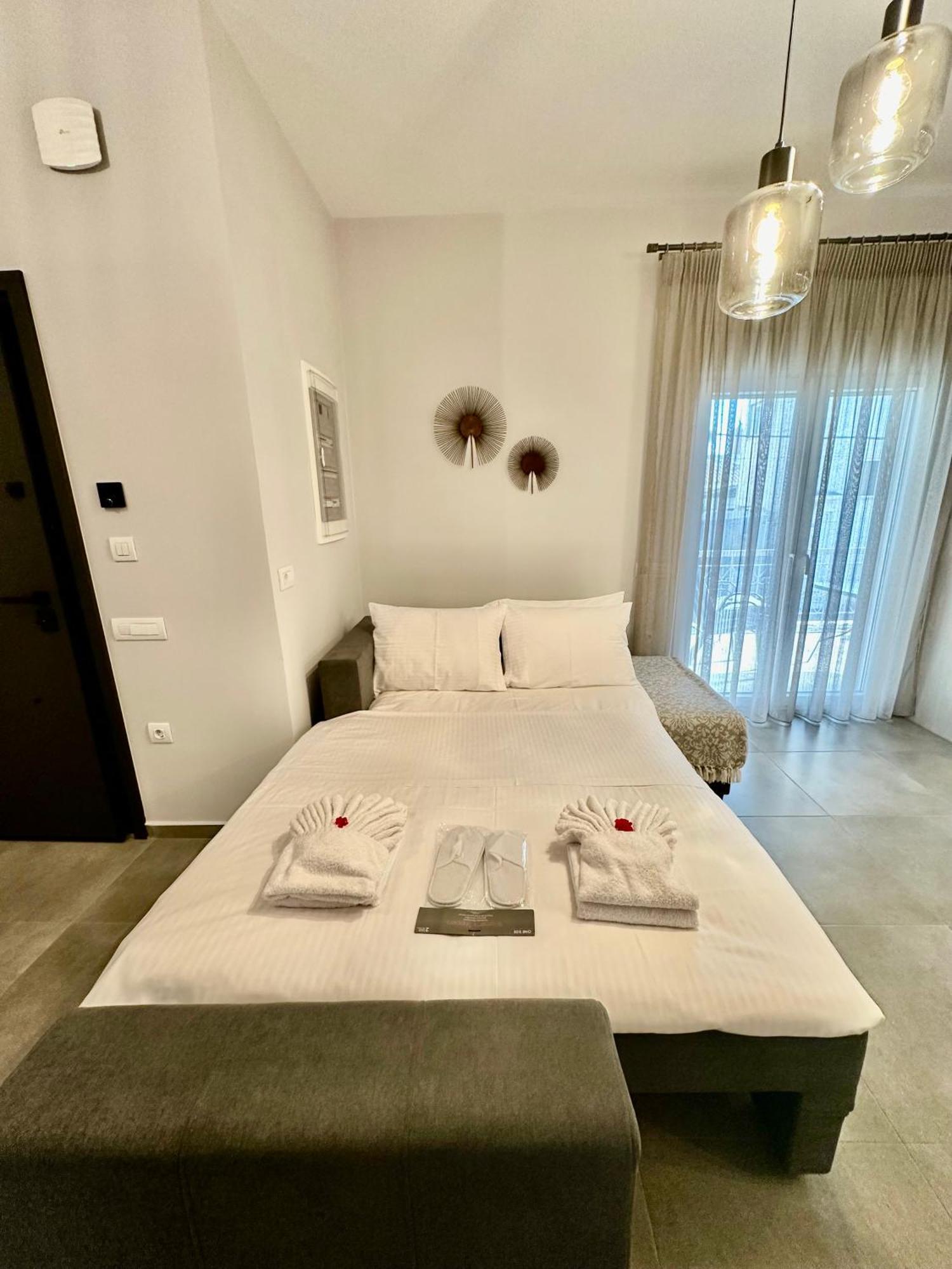 Louisa Luxury Apartments Preveze Dış mekan fotoğraf